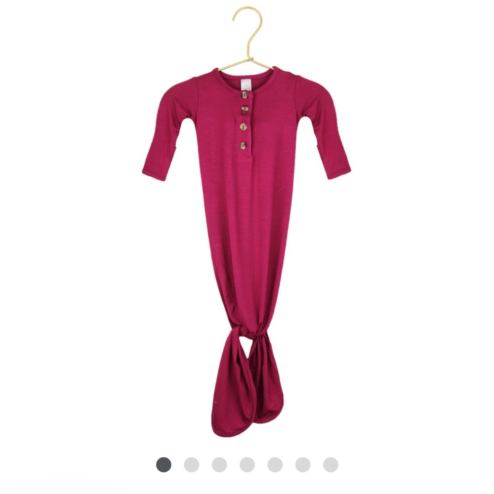 Lou Lou and Co emery notted gown new in now nb-3 months